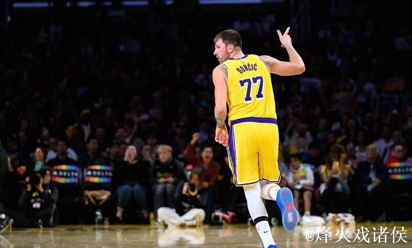 东契奇空砍35分 湖人不敌马刺 东契奇空砍35分 湖人不敌马刺